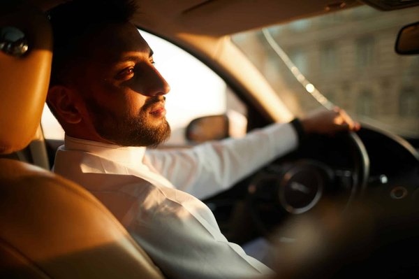 VTC Antibes : confort, flexibilité et service haut de gamme